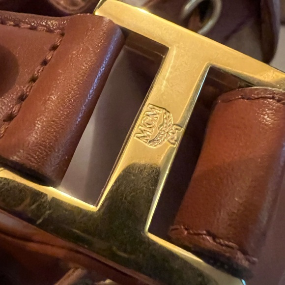 MCM Tan Leather Shoulder Bag - Picture 5 of 9